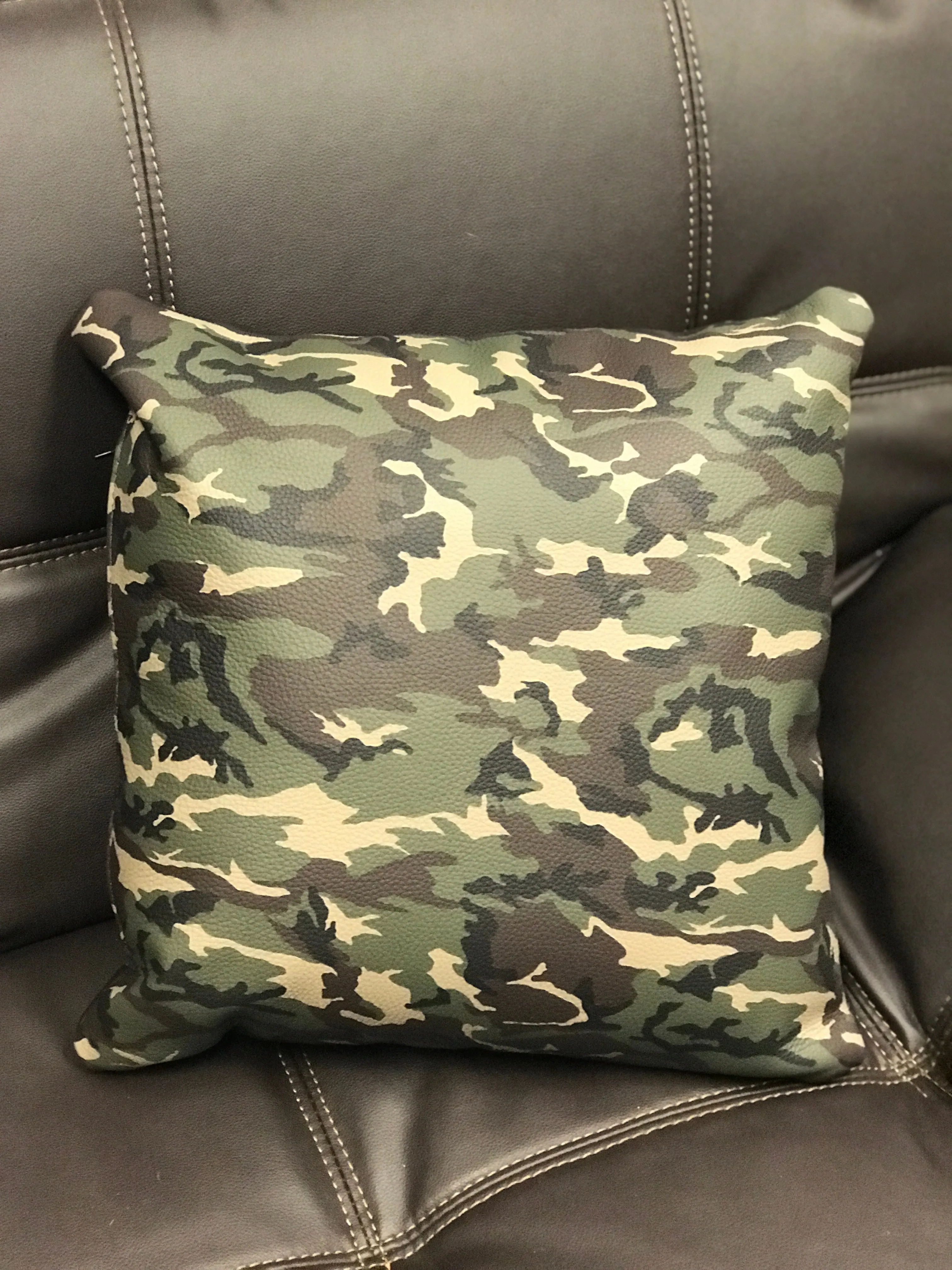 18x18 Camouflage Decorative Camo Throw Pillow
