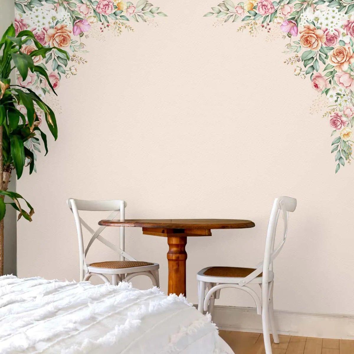 Beautiful Floral Wallpaper, Frame Pattern for Bedrooms, Customised