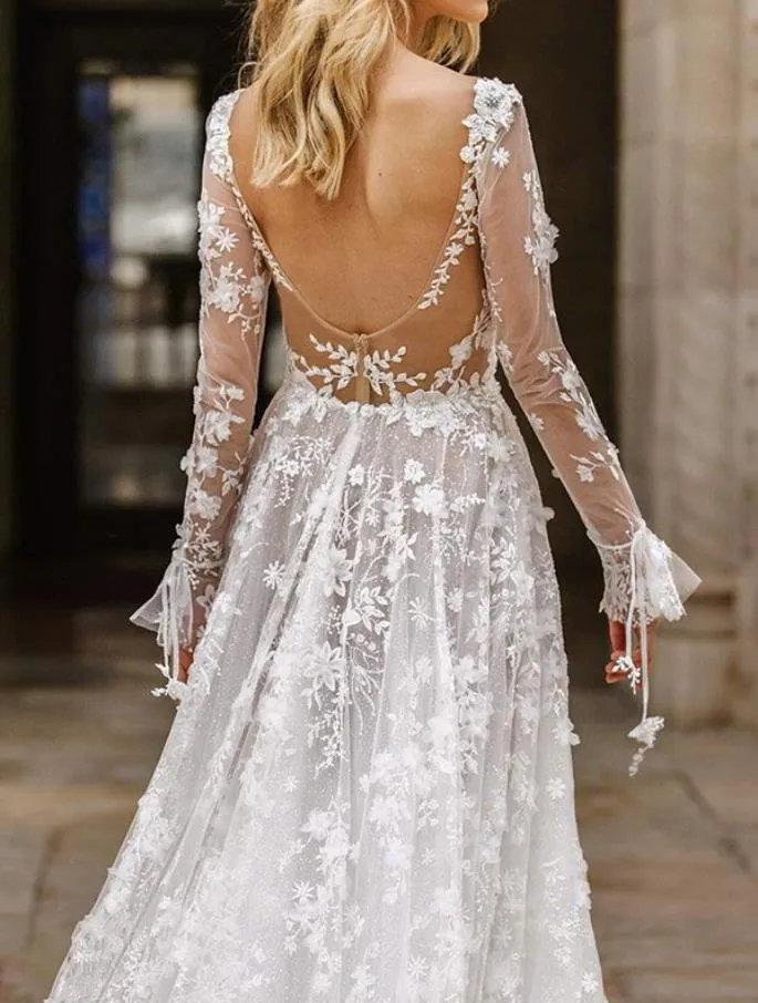 Beautiful Lace V-neck long sleeves Backless Elegant Wedding Dresses, WDS0112