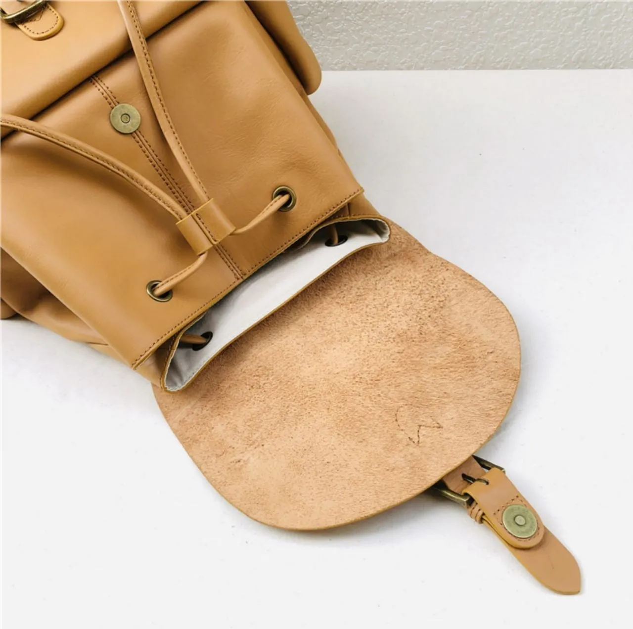 Classic High quality Handmade Women Leather Backpack
