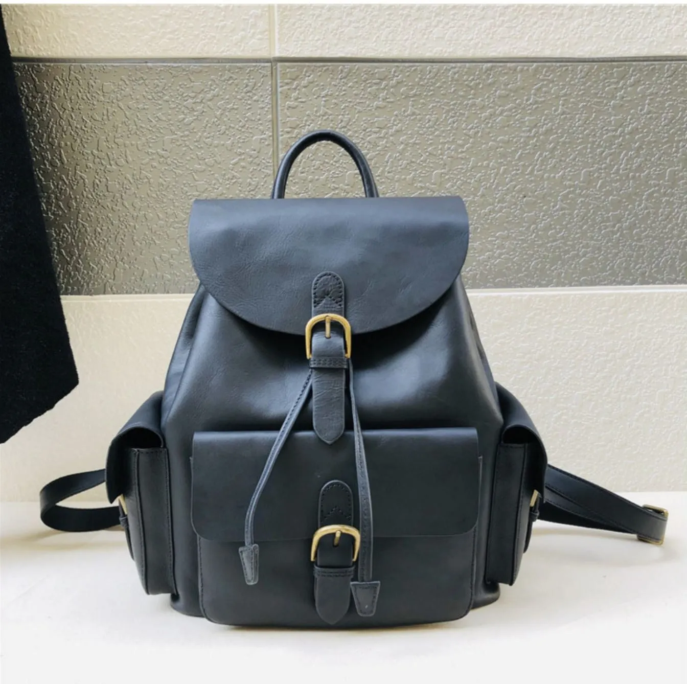 Classic High quality Handmade Women Leather Backpack