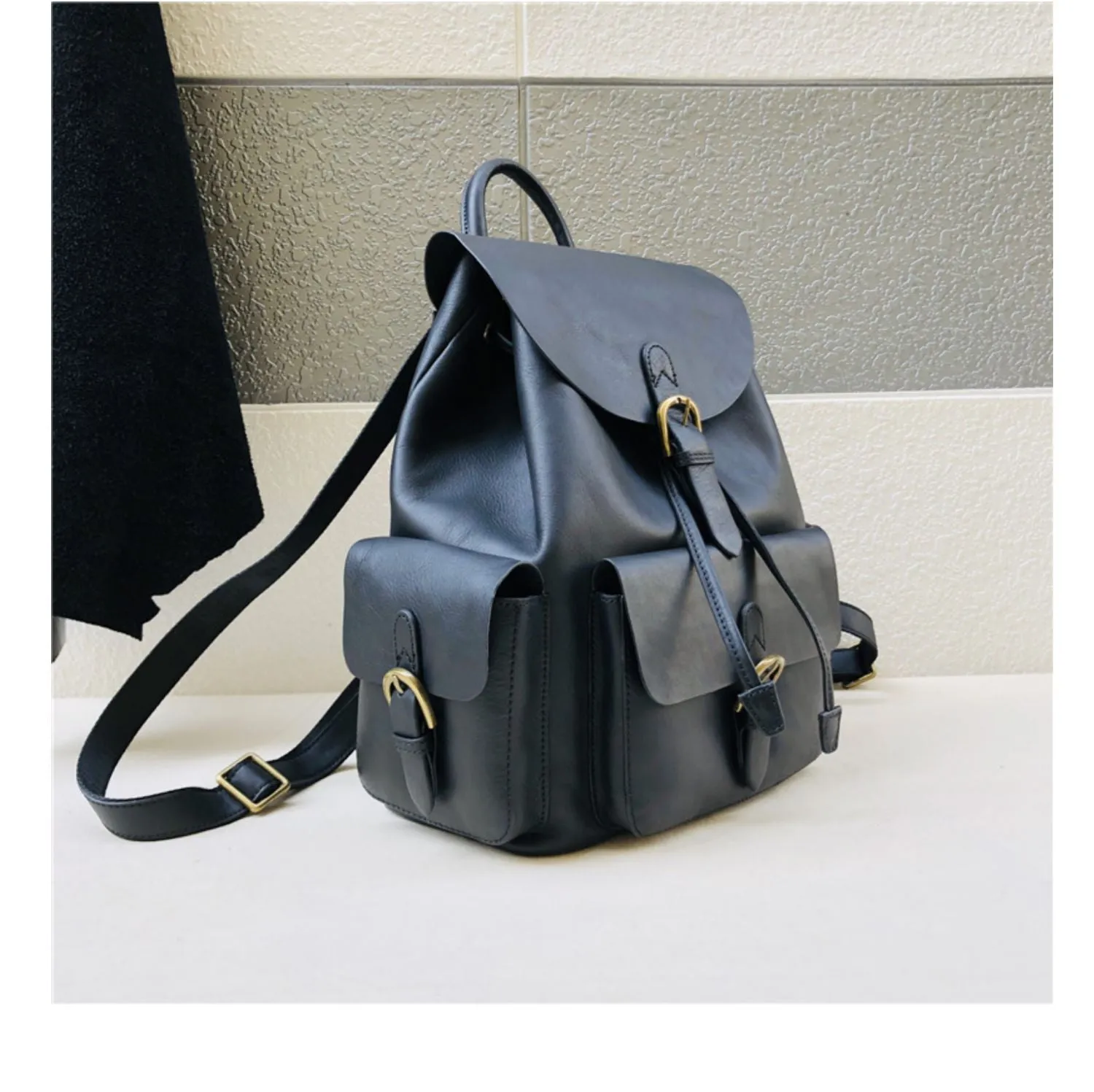 Classic High quality Handmade Women Leather Backpack