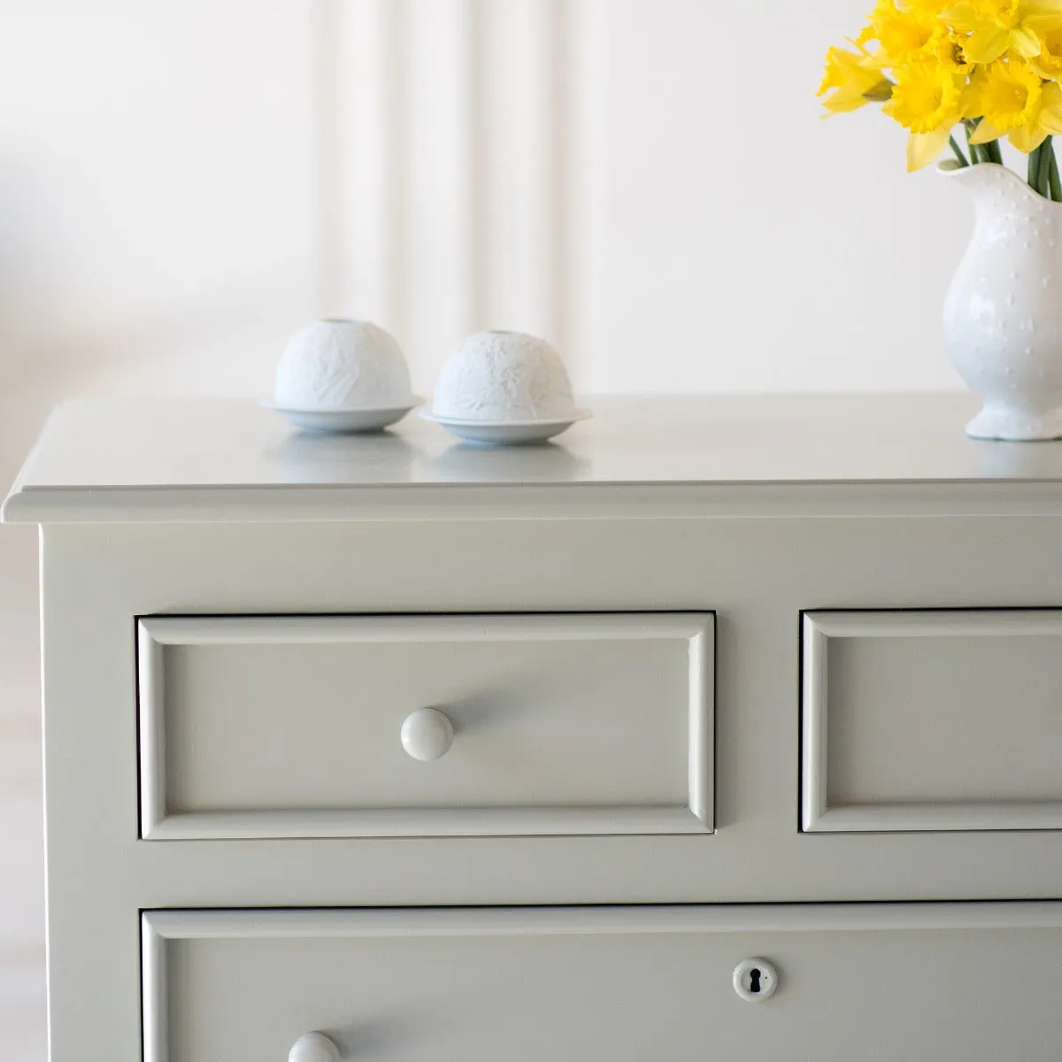 Ivy Cottage Dresser