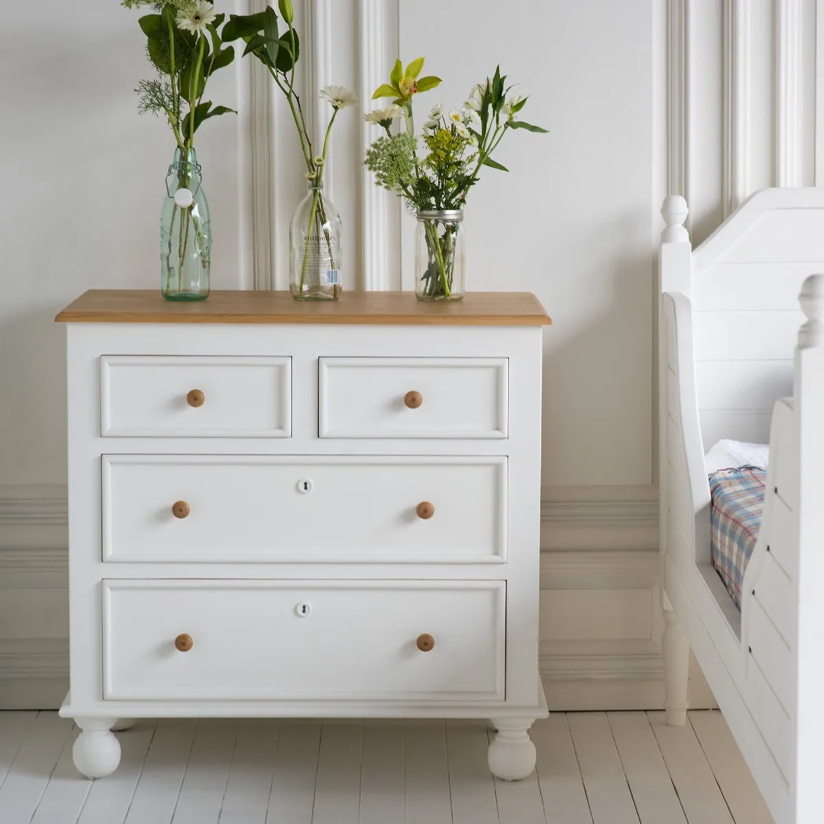 Ivy Cottage Dresser