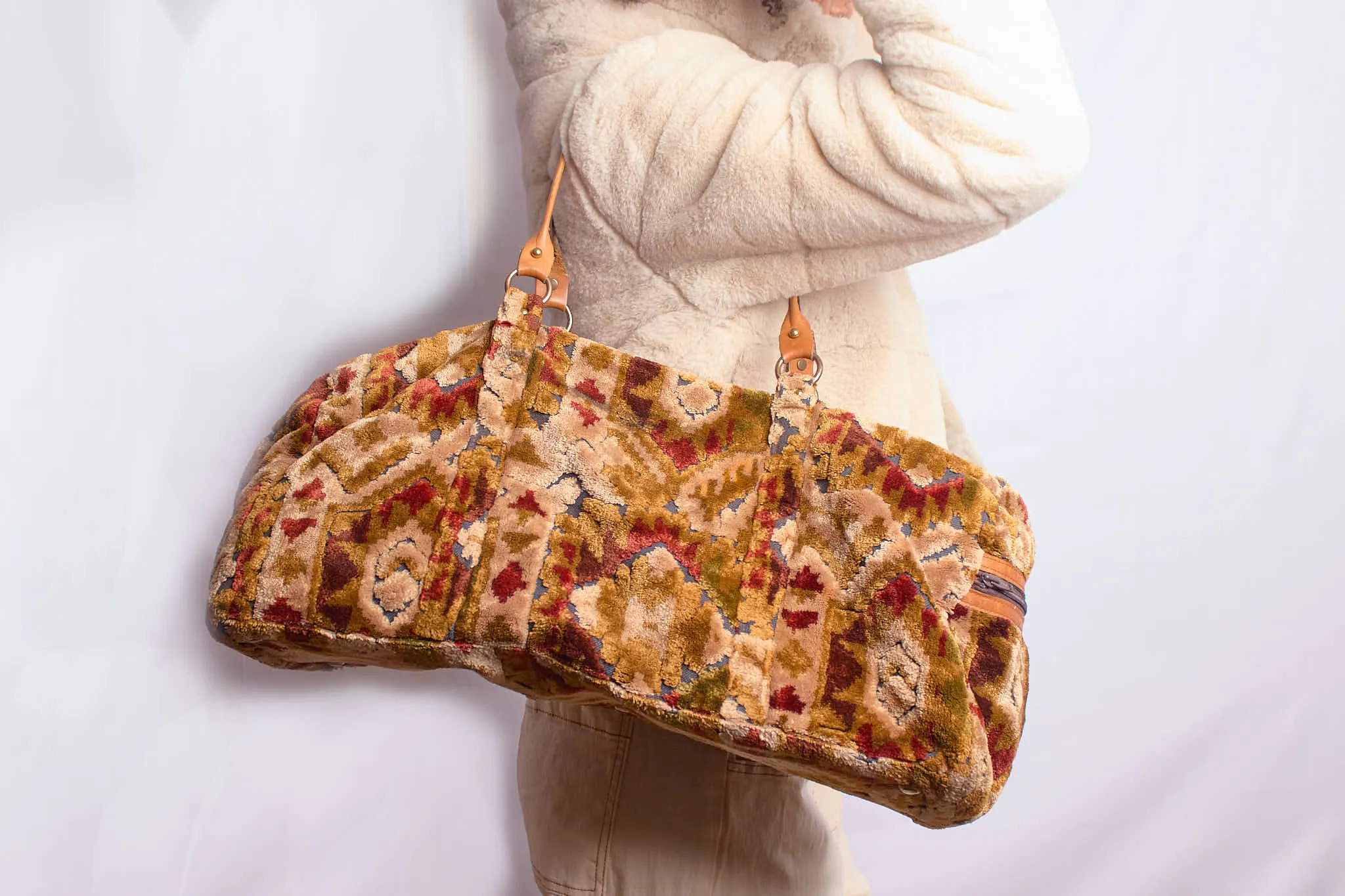 Vintage 1970s Carpet Bag - Overnight Bag